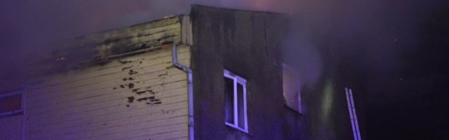 Reporter: Viljandis hukkus ridaelamu põlengus kaks inimest