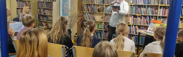 Valga Keskraamatukogus toimus ettelugemisvõistluse „Kullast kallim“ Valgamaa eelvoor