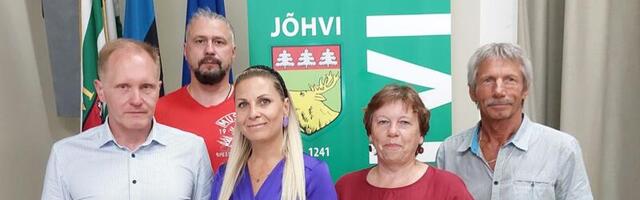 Jõhvi värskendas vallavalitsust - vähem liikmeid, suurem palk