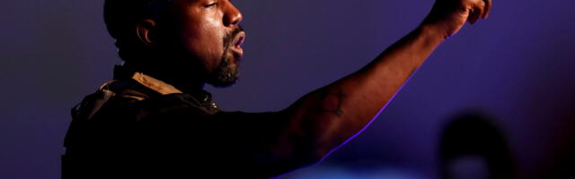 Kanye West teeb enda kodudest kirikud