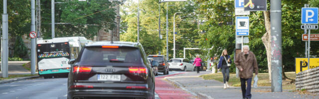 Hullult suureneva registreerimistasu kartuses inimesed ostavad suuri diiselautosid