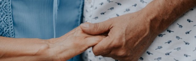 49aastane mees: minu abikaasa seksiisu on järsku hüppeliselt kasvanud ja ma ei oska midagi peale hakata