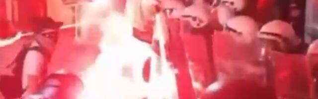 BLOKADERI HOĆE DA UPADNU U VOJNI OBJEKAT I UKRADU ORUŽJE IZ KASARNE U NOVOM SADU Objavili jeziv plan: Poruka sa detaljnim uputstvom kruži društvenim mrežama