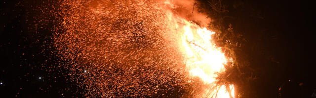 NURME MÄEL LEIAB ASET SAKU VALLA ÜHINE KUUSKEDE PÕLETAMINE