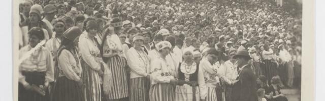Eesti Rahva Muuseum aitab laulu- ja tantsupeol rahvarõivateemaliste näpunäidetega