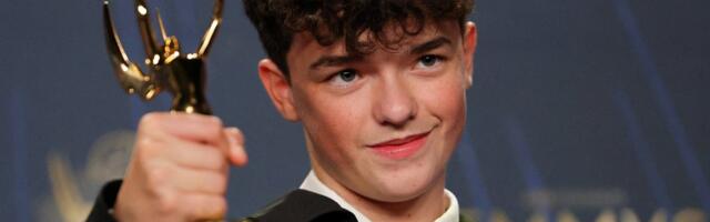 „Adolescence’i“ staarist Owen Cooperist sai 15-aastaselt noorim Emmy võitja. Rekordimurdjast noormehel läheb koolis aga kehvasti