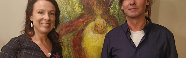 Kõn­nu kunst­ni­kud pü­hen­da­sid Kuu­sa­lu rah­va­ma­jas ava­tud tä­nu­näi­tu­se ko­du­ko­ha­le