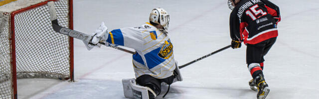 ЧЭ по хоккею: нарвитяне добились гостевой победы над "Вайперсом"