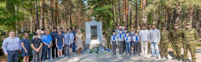 Võidupühal hoiti vabaduse eest langenute mälestust au sees