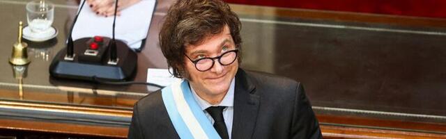 Argentiina president tõstis enda palka 48 protsenti