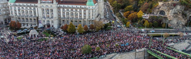 Orbani toetusüritusele Budapestis kogunes kümneid tuhandeid inimesi