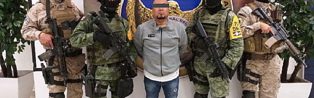 MEHHIKO VERINE GÄNGISÕDA | Tabatud esibandiit jätab riigi mõjuvõimsamale narkokartellile tee vabaks