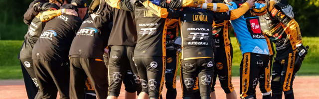 Vikerkaarehurm Helsingis ja Kouvola spordiseltsi tõrksus