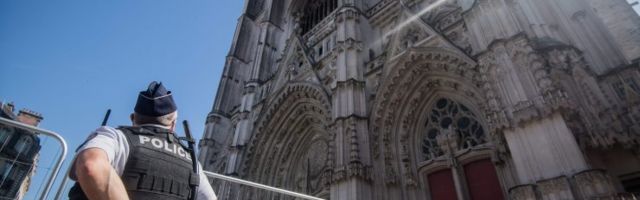 Prantsuse Nantes'i katedraali põlema süütamises esitati süüdistus Rwanda kodanikule