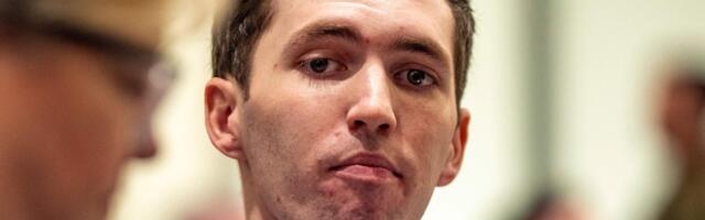 Charlie Kirki mõrvas süüdistatav ilmus esimest korda kohtusse. Vaidlusi tekitab meedia ligipääs