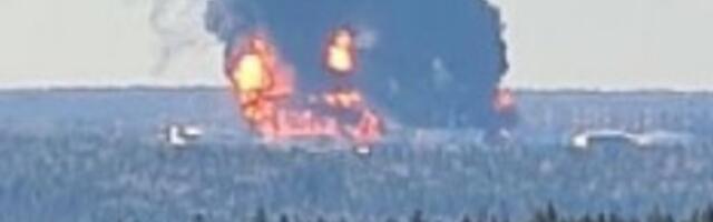 Droonid ründasid Venemaal teist päeva Permi. Linna kohal on suitsusammas ja teatati „naftavihmast“