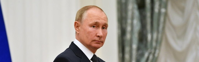 Putin käskis eraldada raha palga tõstmiseks jõustruktuurides üle inflatsioonitaseme