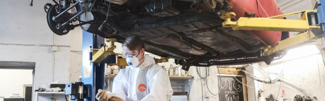 Eksperiment: kuidas sobivad omavahel kokku hobiauto põhi ja kivikaitse