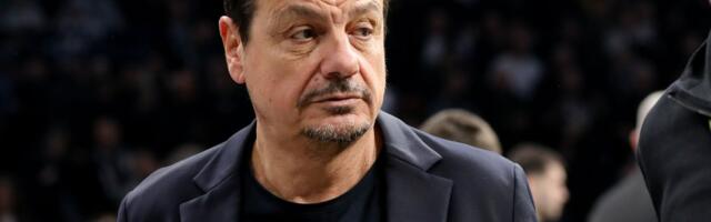 Panatinaikos smenio Ergina Atamana!