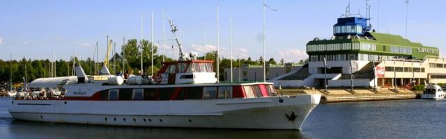 Politsei takistas joobes kaptenitel reisijaid Naissaarelt mandrile viimast