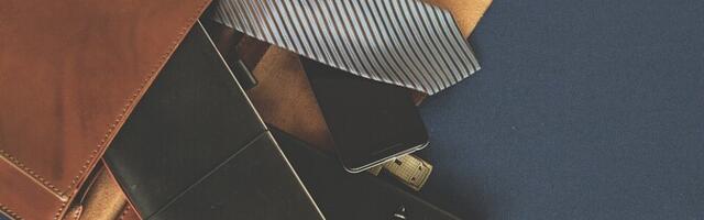 С сексуальным домогательством на работе сталкивались 17% мужчин