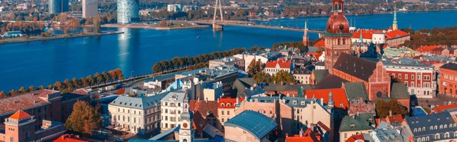 Alates esmaspäevast, 12.10 peavad kõik Lätti reisijad täitma elektroonilise ankeedi