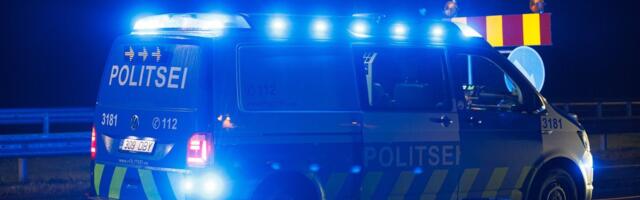 Nõmmel põrkasid mitu autot kokku, liiklus linna suunas on häiritud