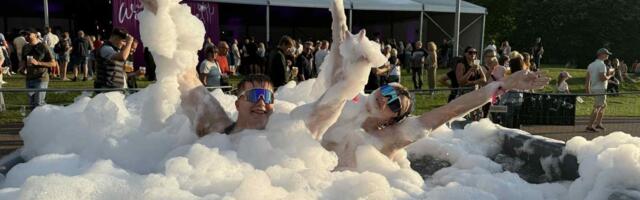 KLÕPS | Mis sellest muusikast! Vapper duo veedab Õllesummeril iga päev aega hoopis kümblustünnis