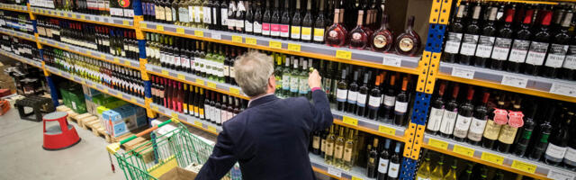 Aktsiisitõus on alkoholitarbimist vähendanud: keskmine elanik joob pool liitrit viina nädalas