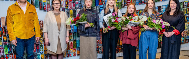 Pildid: üliõpilastele anti üle viimased autoritasudest rahastatud Wiiralti stipendiumid