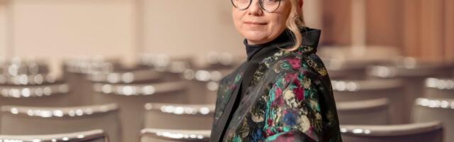 „Saan ööpäevas meestelt kümneid kirju!“ Kerli Dello on suhetes kõrvetada saanud, kuid on armastusele avatud
