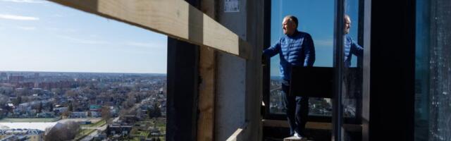 Endoveri eksjuht lõi laenuäri ja noolib panga ukse taha jäänud firmasid