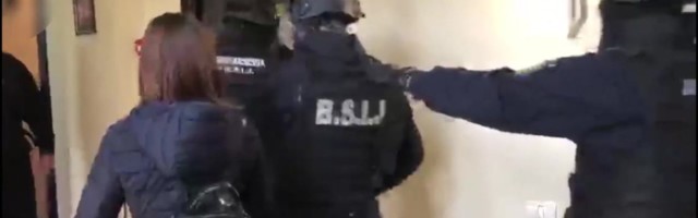 Reporter: Tabati eestlaste kontodelt 100 000 eurot võtnud Rumeenia küberpätid