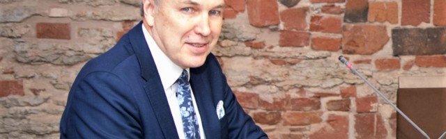 Aivar Kokk: haiguspäevade varasem hüvitamine pidurdab koroonaviiruse levikut