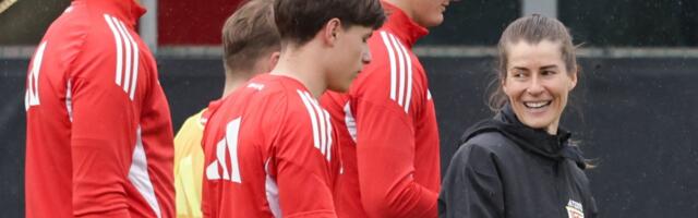Esimeseks Bundesliga klubi naistreeneriks saanud sakslanna langes seksistlike kommentaaride sihtmärgiks   