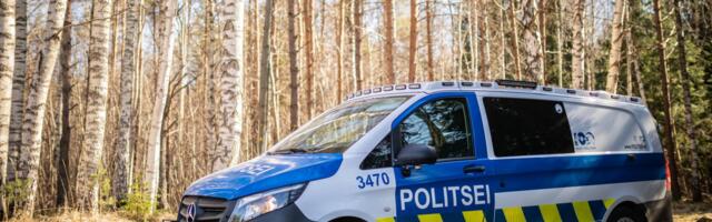 Politseinikud kasutasid sõidukiga põgenenud narkokuriteos kahtlustavate kinnipidamisel teenistusrelva