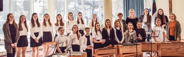 Keh­ra plaat­pil­lian­samb­lil Xi­lo­fo­nol il­mus 10. CD-plaat