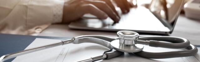 Tervisekassa hakkas saatma retseptiteavitusi