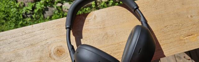 Sony toob heli jagamise oma kõige kallimatele kõrvaklappidele