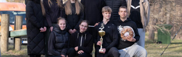 GALERII | Jüripäeva teatejooksu tegi eriliseks koos liikumine