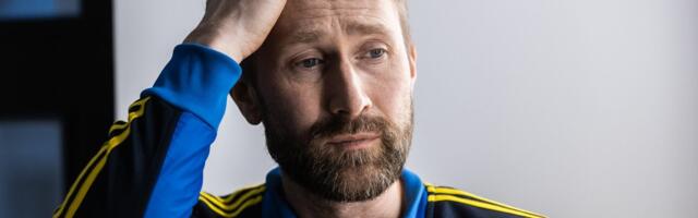 Tiit Ojasoo tuli keset „Macbethi“ publikule moraali lugema_ ei saanudki aru, kas see oli etenduse osa või...