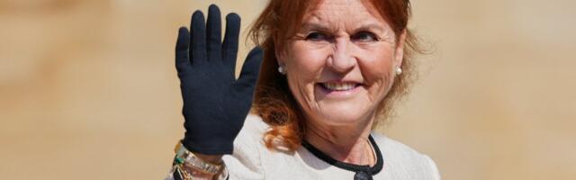 Uskumatu, aga tõsi: rahahädas Sarah Ferguson tahtis kuninganna koeri kloonida