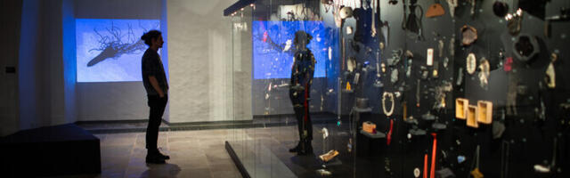 Galerii: tarbekunsti- ja disainimuuseumis avati Kadri Mälgu ülevaatenäitus