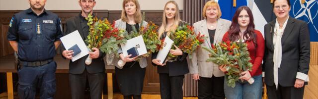 KODANIKUJULGUSE AUMÄRGI SAI NELI VAHVAT INIMEST