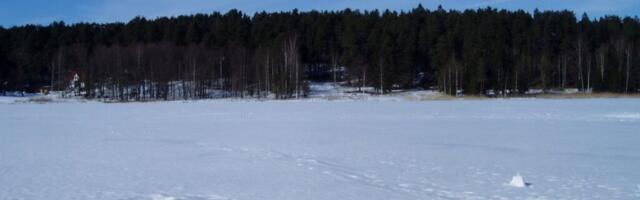Laupäevast võib minna siseveekogude kümne sentimeetri paksusega jääle