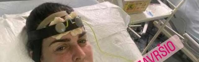 Milena Kačavenda završila u bolnici! Zabrinjavajuće slike, na glavi joj prikačen čudan aparat: "Završila na.."