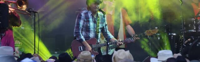 FOTOD JA VIDEOD | Kujutad ette kuidas Winny Puhh Urissaares kantrit tegi?