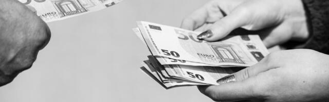 Uuring: kõige mugavamaks säästmise viisiks peetakse säästukontot ja endiselt au sees on ka sularaha