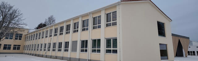 Kuu­sa­lu kesk­kool alus­tas tööd re­mon­di­tud ma­jas