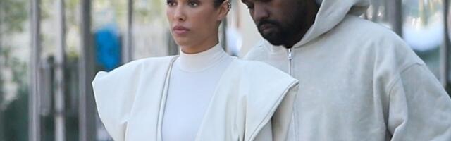 KLÕPS | Kanye Westi skandaalne abikaasa Bianca Censori jäi tänaval kaamerasilma ette palja tagumikuga 